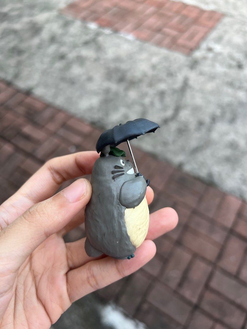 Totoro Ghibli Umbrella Figure (Category: Figurines & Statues) located in Quezon City. Submitted by miyamoore (Listing ID 1369689811, Image 2). Description: .