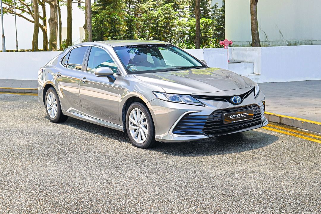 Toyota Camry Hybrid 2.5 Ascent (A) (Category: Used Cars) located in Singapore. Submitted by kingcarzsg (Listing ID 1369853717, Image 2). Description: 💰 $6888 Drive Away Promotion! 🧨 Clearance sale on going! 💸 Most affordable cars available 🚗 700 over cars for selection ✅ Low mileage 🔥 Certified pre-owned cars with 118-points vehicle inspection done at our workshop 🏦 Full loan/ $0 downpayment/ $0 driveway available! 📈 High trade-in value 💰