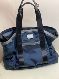 （分類：）位於 。 由 sakihk888 提交（商品編號 1369863053，圖片 1）。簡介： 。