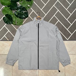 (Kategori: ) berada di . Dikirim oleh streetbranded_ (ID iklan 1369861925, Gambar 1). Deskripsi: .