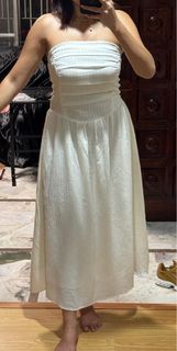 White maxi dress