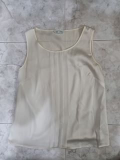 (Category: ) located in . Submitted by yeeticoos (Listing ID 1369811777, Image 1). Description: .