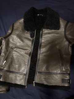 (Category: ) located in . Submitted by c2cthrift_ (Listing ID 1369790246, Image 1). Description: .