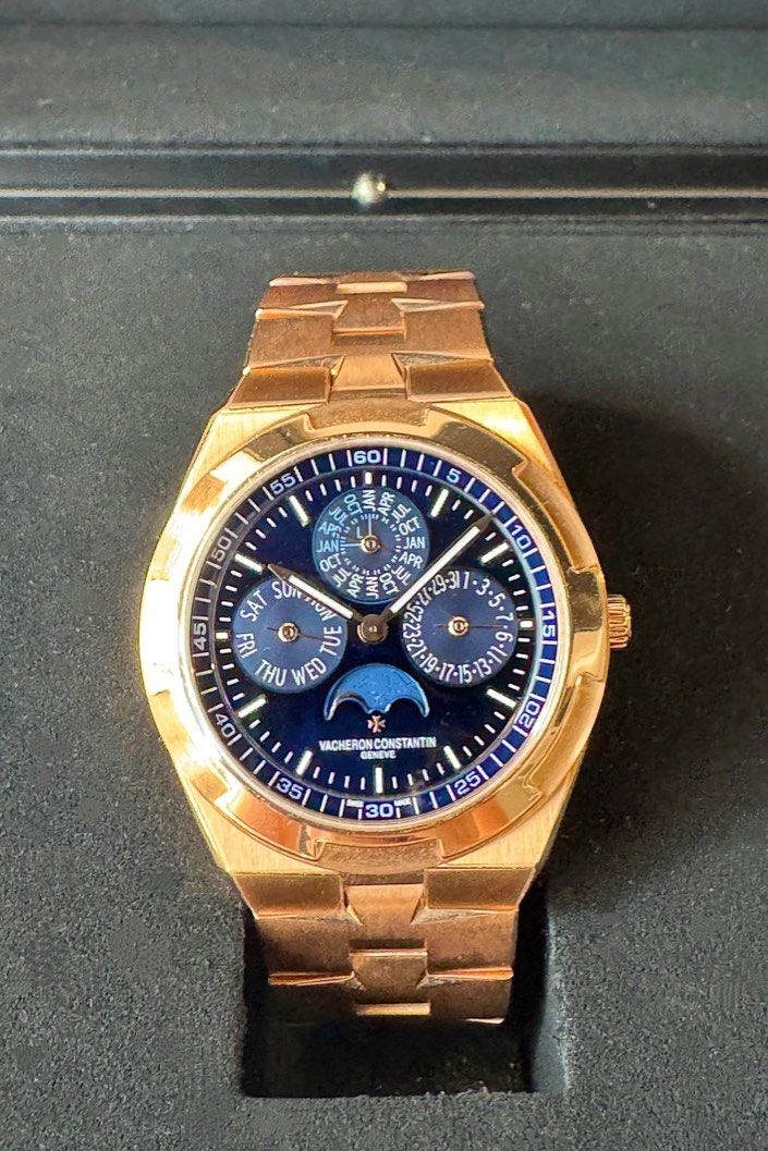 2022 Vacheron Constantin Overseas Perpetual Calendar Ultra Thin 4300V/120R-B509 (Category: Watches) located in Singapore. Submitted by montres.pickering (Listing ID 1369935679, Image 1). Description: Like new condition. Complete set with box and papers. Partial stickers intact. 41.5mm rose gold case, self winding movement, ultra thin perpetual calendar with a sunburst lacquered blue dial. Original receipt from local VC boutique. .