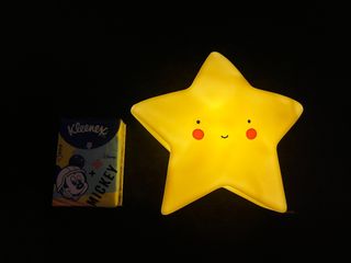 （分類：）位於 。 由 fredrikbee 提交（商品編號 1369901735，圖片 1）。簡介： 。