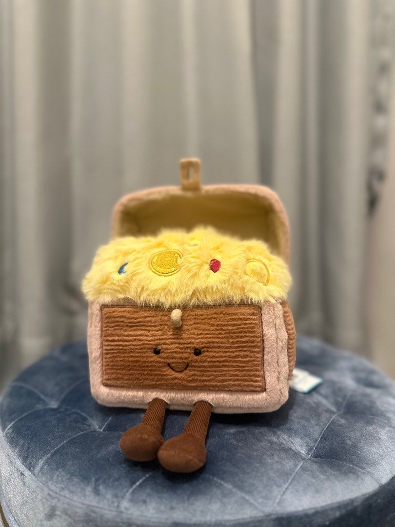 Jellycat 宝箱型 ぬいぐるみ Treasure Chest 新品 2025年最新