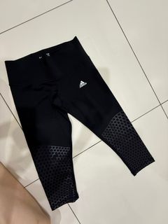(Category: ) located in . Submitted by carcolineshop (Listing ID 1369973864, Image 1). Description: .