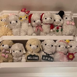 (Category: ) located in . Submitted by dm_closet01 (Listing ID 1370039483, Image 1). Description: .