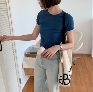 由 sharonyanguuu (刊登 ID 1369992981，圖片 1) 提交，位於 的 (類別：)，說明：。