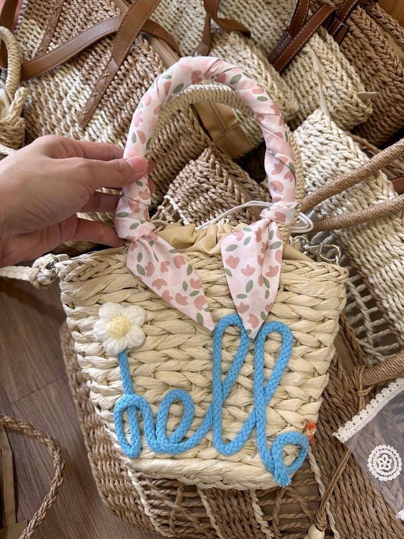 Beach Bag 7 - Sling Cream Blue (Category: Beach Bags) located in Manila. Submitted by hellokittyclosettt (Listing ID 1369973418, Image 1). Description: Large Capacity beach bag with FREE FREE FREE twilly/ribbon and bag charm (will be given randomly depends on availability).