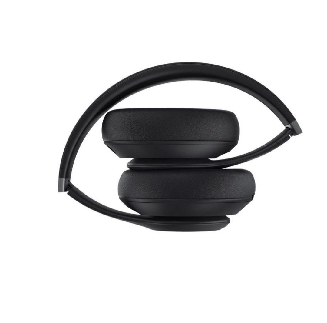 Beats Studio Pro Wireless Headphones (Category: Headphones & Headsets) located in Taguig. Submitted by sourcedbym (Listing ID 1370033003, Image 2). Description: New. Sealed. Pre order. Arrives Mid June Cut off is first week June!.