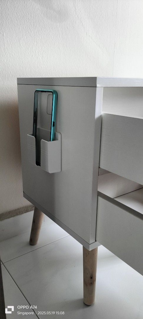 Bed Side Table65075101875587116