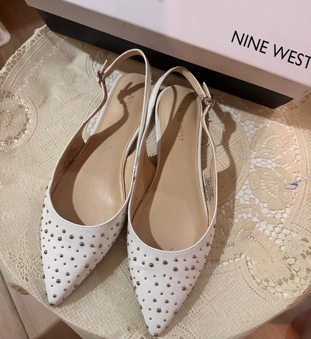 Big Nine West White Flats size 9 (Category: Flats & Sandals) located in Muntinlupa City. Submitted by psmolera (Listing ID 1369982074, Image 3). Description: Nine West White flats size 9 bought from Nine West store perfect for work or casual days used once only Good as bnew comes w box Original price: 3,650 Selling price: 1,400 mop: gcash/bpi sf by buyer.