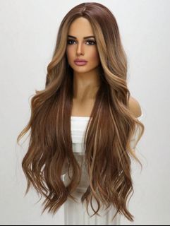 Blonde Ombre Wig 28”