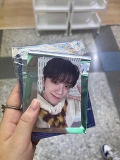 （分類：）位於 。 由 chitsz.02 提交（商品編號 1369961885，圖片 1）。簡介： 。