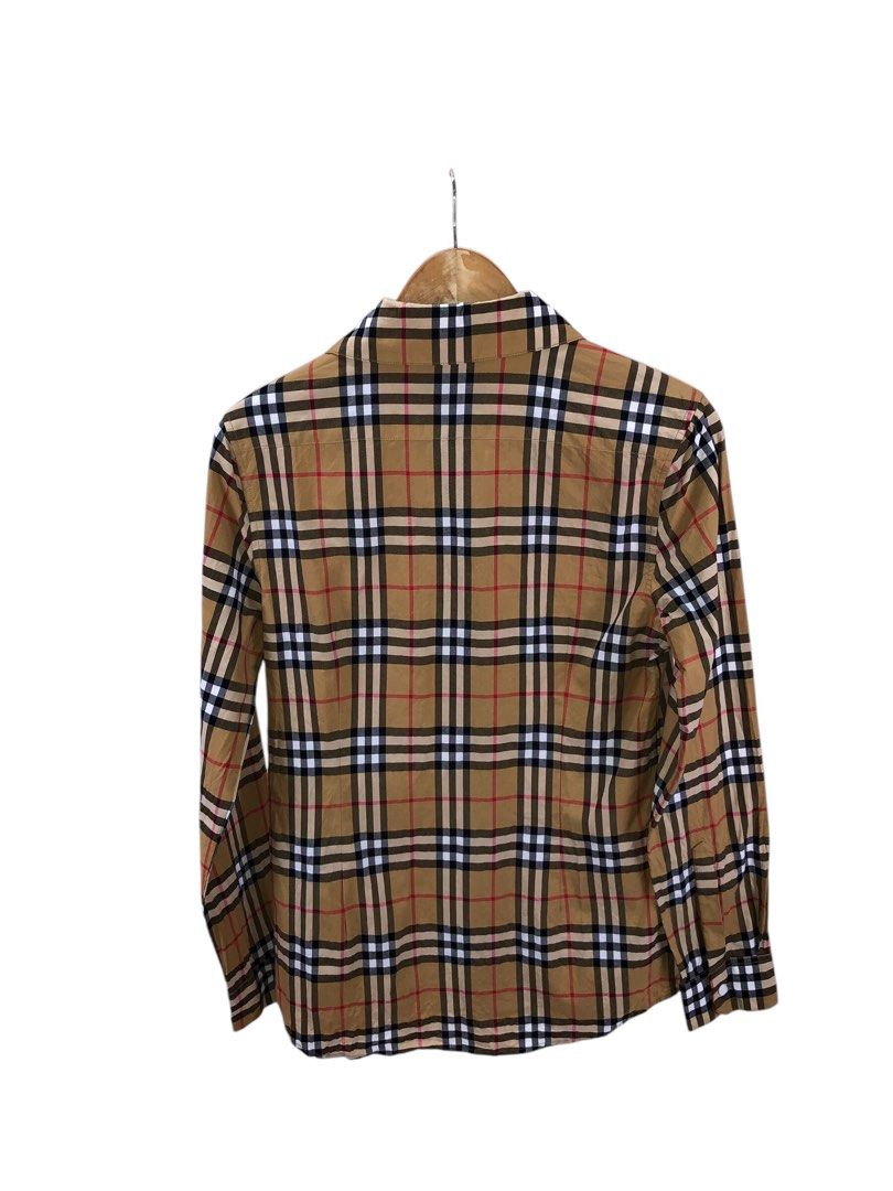 Burberry Nova Plaid Long Sleeves (Category: Luxury Apparel) located in Manila. Submitted by 12essentials (Listing ID 1369984825, Image 3). Description: 📌 Excellent Condition 📌 8 on tag 📌 Length 27.5’ Width 17.5’.
