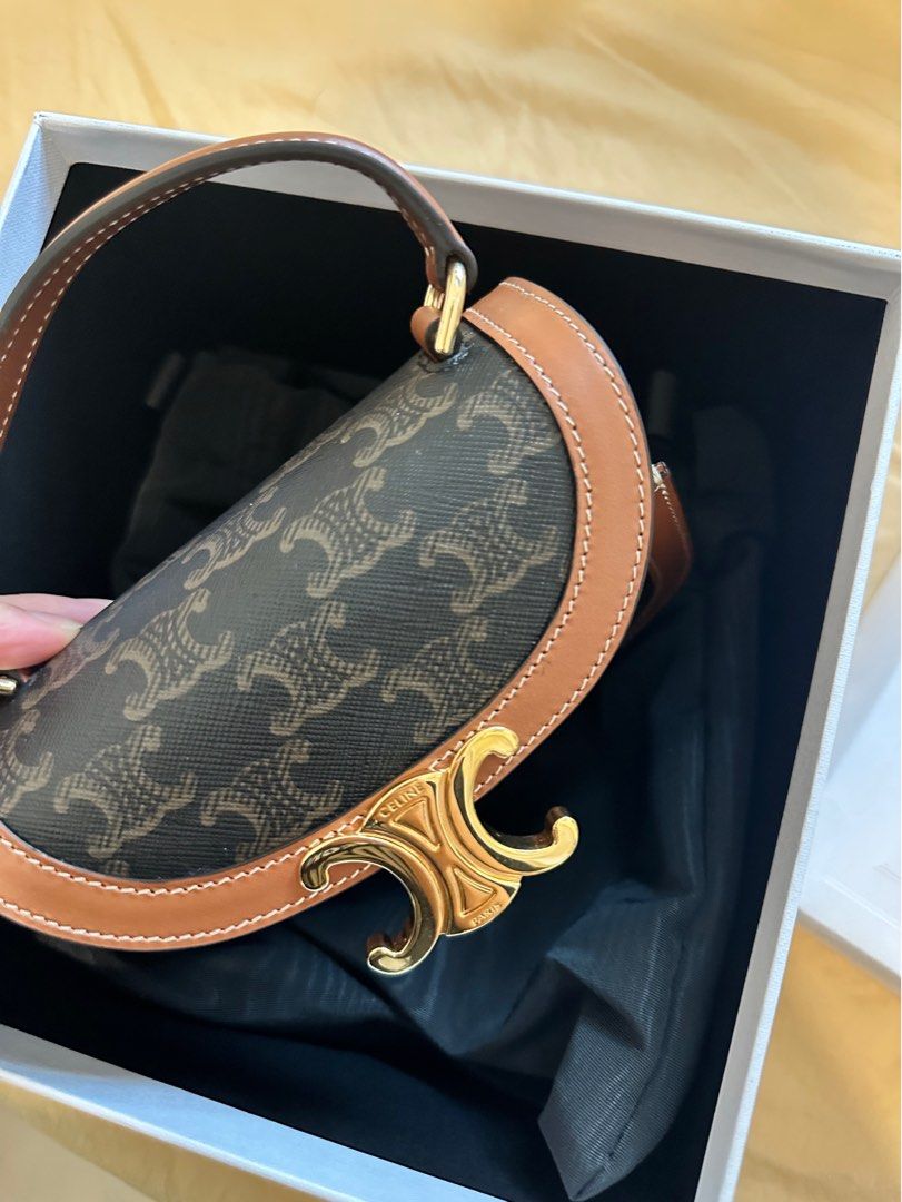 Celine Mini Besace Triomphe Tan, 名牌, 手袋及銀包- Carousell