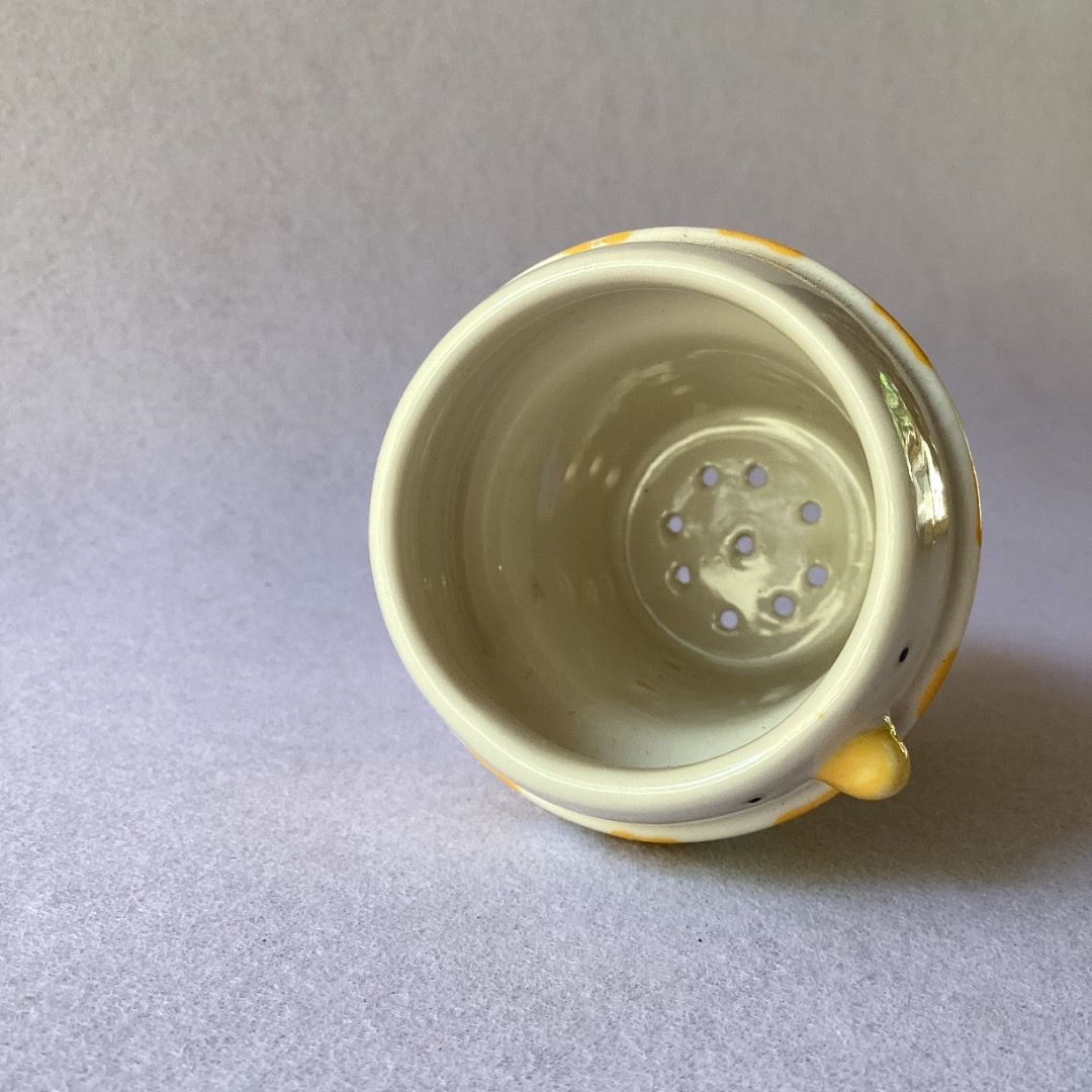 Ceramic Tea Strainer (Category: Coffee & Tea Tableware) located in Davao. Submitted by eclectic1925 (Listing ID 1370037570, Image 2). Description: Php175 Ceramic Tea Strainer H: 3.4 inches L: 2.5 inches *last price posted *please check photos before purchase First to pay Free Shipping Nationwide on Orders of 3 Items or More.