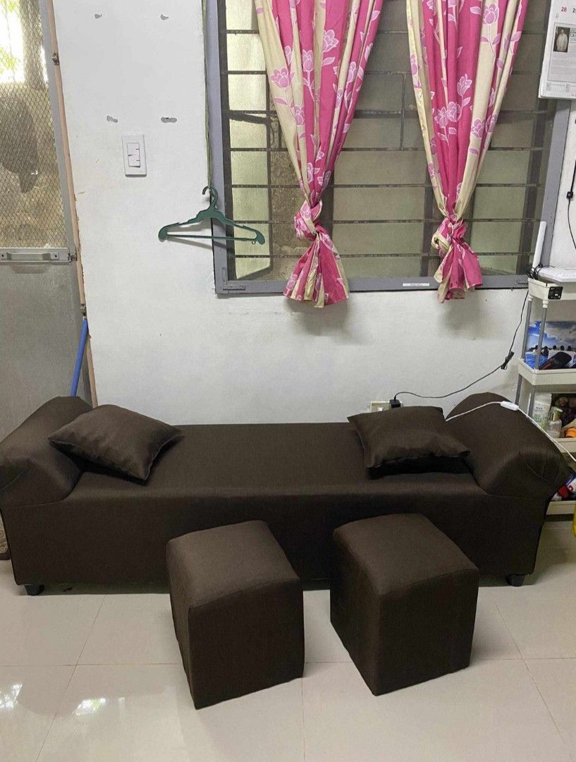 Cleopatra sofa set "Fabric material" (Category: Sofas) located in Marikina City. Submitted by vcuz. (Listing ID 1370000457, Image 1). Description: 𝗖𝗟𝗘𝗢𝗣𝗔𝗧𝗥𝗔 𝗦𝗢𝗙𝗔 𝗦𝗘𝗧 ❗❗❗ ✅2499- Plain color leather ✅2799- Dual color ✅2799- Gamuza/Fabric/Velvet 𝗜𝗡𝗖𝗟𝗨𝗦𝗜𝗢𝗡 ☑️ 2 footstool ☑️ 2 pillows 𝗠𝗢𝗗𝗘 𝗢𝗙 𝗣𝗔𝗬𝗠𝗘𝗡𝗧 ✔️ CASH ON DELIVERY ✔️ GCASH ✨𝗗𝗜𝗥𝗘𝗖𝗧 𝗦𝗨𝗣𝗣𝗟𝗜𝗘𝗥 ✨ 𝗠𝗔𝗧𝗘𝗥𝗜𝗔𝗟𝗦 ✅ Phenolic plywood ✅S1 blue foam u