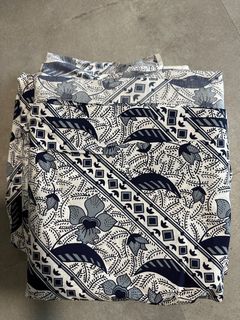 (Category: ) located in . Submitted by thriftnswap (Listing ID 1370014633, Image 1). Description: .