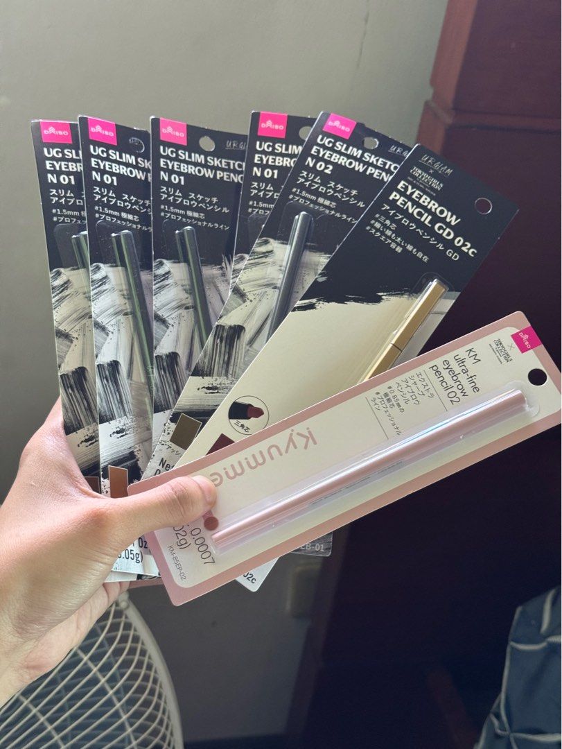 Daiso slim eyebrow pencil 01 & 02 (Category: Makeup) located in Pasig City. Submitted by beautyloversph (Listing ID 1369944717, Image 1). Description: 120 each fave ko to from🇯🇵 .