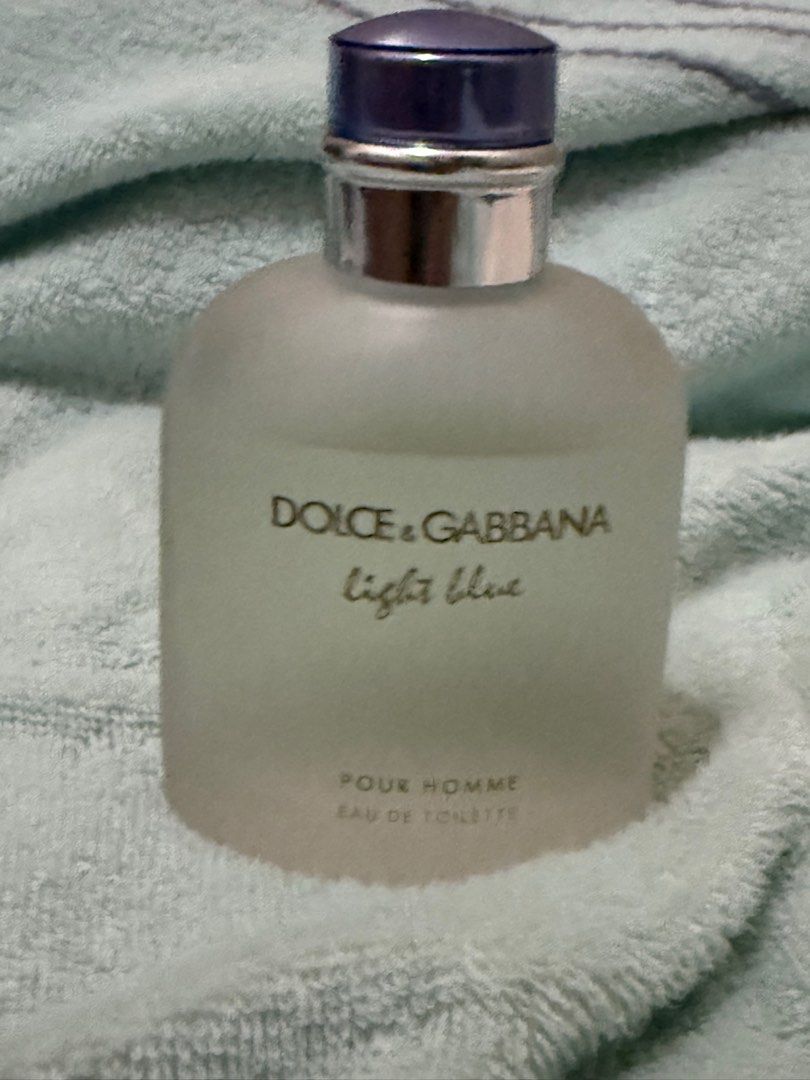 Dolce and Gabbana Light Blue (Tester) (Category: Fragrance & Deodorants) located in Baguio. Submitted by lablabers (Listing ID 1370041086, Image 2). Description: See juice level (used) Tester.