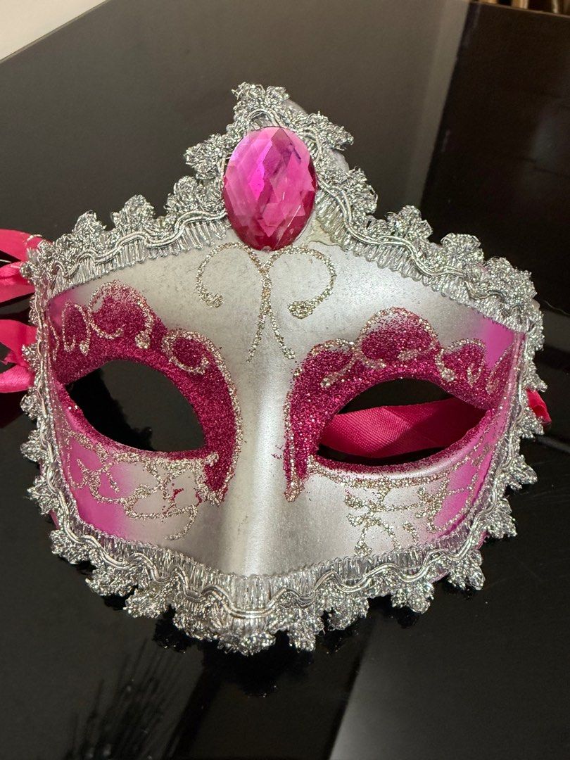 Elegant Pink Mask (Category: Other Accessories) located in Manila. Submitted by hellokitty1978 (Listing ID 1369908339, Image 1). Description: Elegant pink mask .
