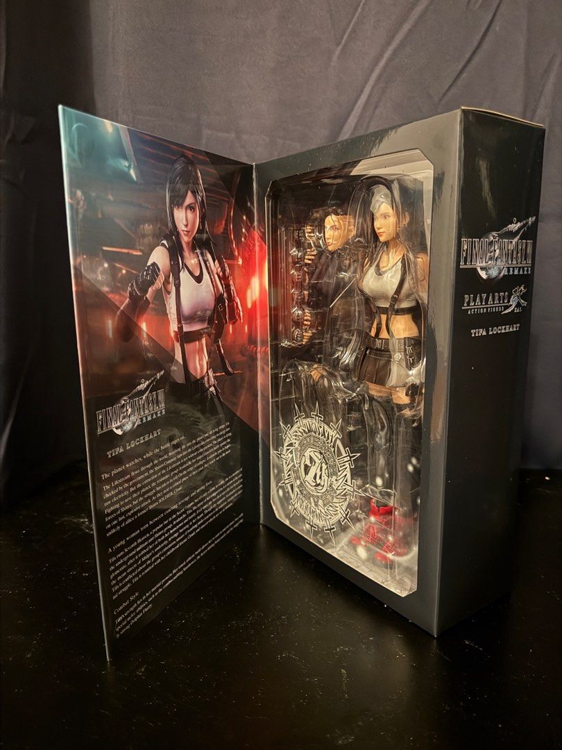 FINAL FANTASY REMAKE - Tifa (MISB) (Category: Figurines & Statues) located in Valenzuela. Submitted by markdodr (Listing ID 1370016219, Image 2). Description: FINAL FANTASY REMAKE - Tifa PlayArts Kai Figure MISB No Issue.