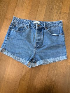 (Category: ) located in . Submitted by wnpk_ (Listing ID 1369936746, Image 1). Description: .