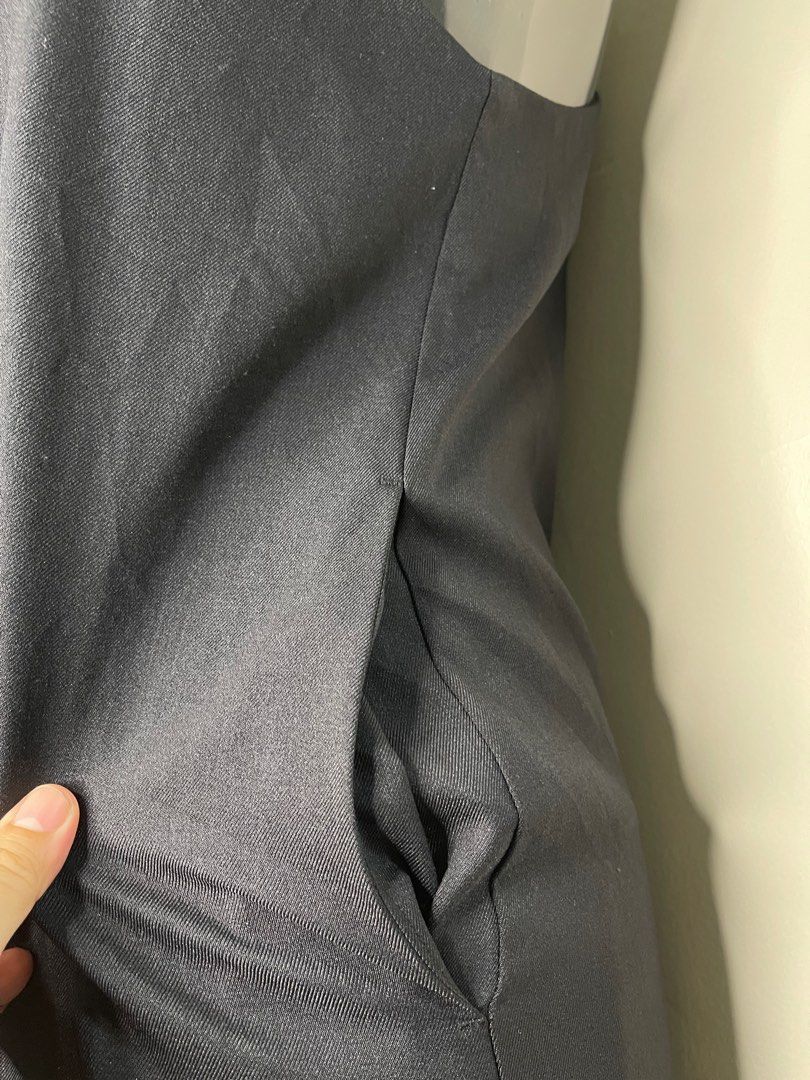 GU DRESS (Category: Dresses) located in Davao. Submitted by relovedpicks (Listing ID 1369932503, Image 3). Description: GU by Uniqlo Like new Comfy .