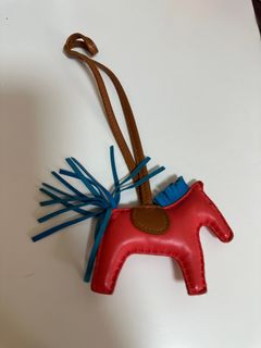 （分類：）位於 。 由 yumaakk 提交（商品編號 1369974085，圖片 1）。簡介： 。