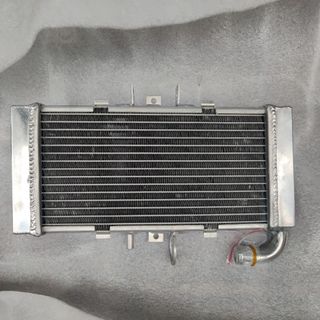 （分類：）位於 。 由 k9991 提交（商品編號 1369877911，圖片 1）。簡介： 。