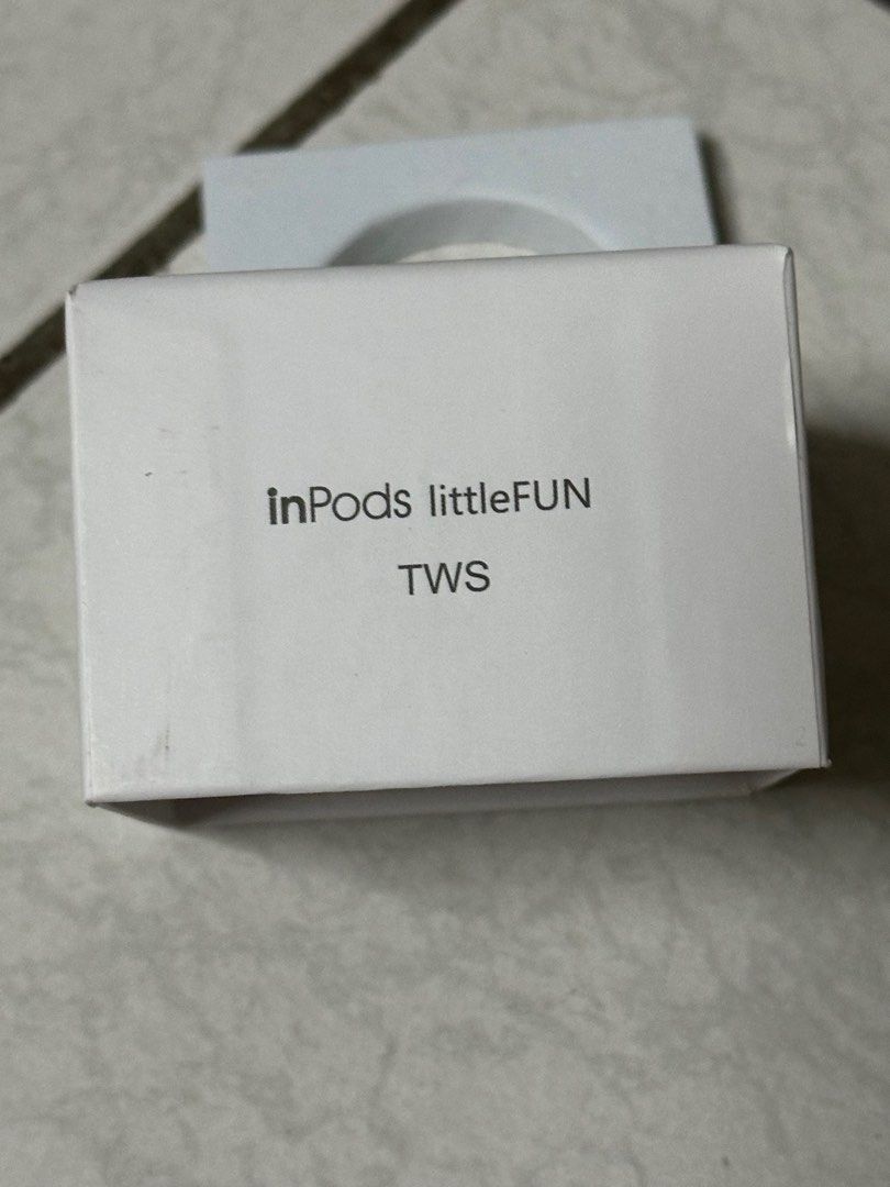 由 chenblueee115 (刊登 ID 1370019077，圖片 2) 提交，位於 新北市 (New Taipei) 的 Inpods LittleFun tws藍牙喇叭 (類別：Soundbar、揚聲器、藍牙喇叭、耳擴)，說明：功能特點 1.支援藍牙音樂播放、藍牙通活 2、TWS串聯對箱功能 3. 中英文切換 4.全頻段內磁喇叭，聲音清晰、低音渾厚 5.內建大容量聚合物鋁電池 6.低電壓智能檢測並提醒充電 7.節能環保功能（無連接5分鐘後自動關機 ） 喜歡可議價。
