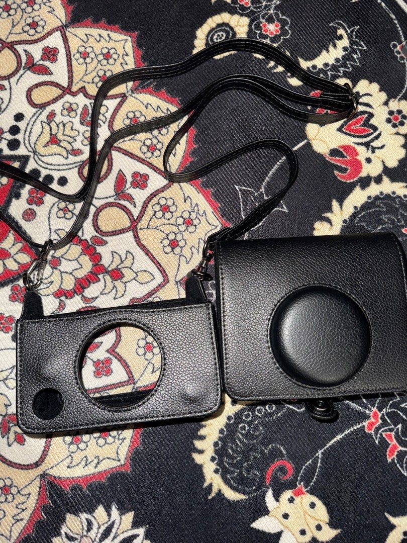 Instax Mini Evo Case (Category: Camera Bags & Carriers) located in Taguig. Submitted by intoniyaaih (Listing ID 1370047369, Image 3). Description: .