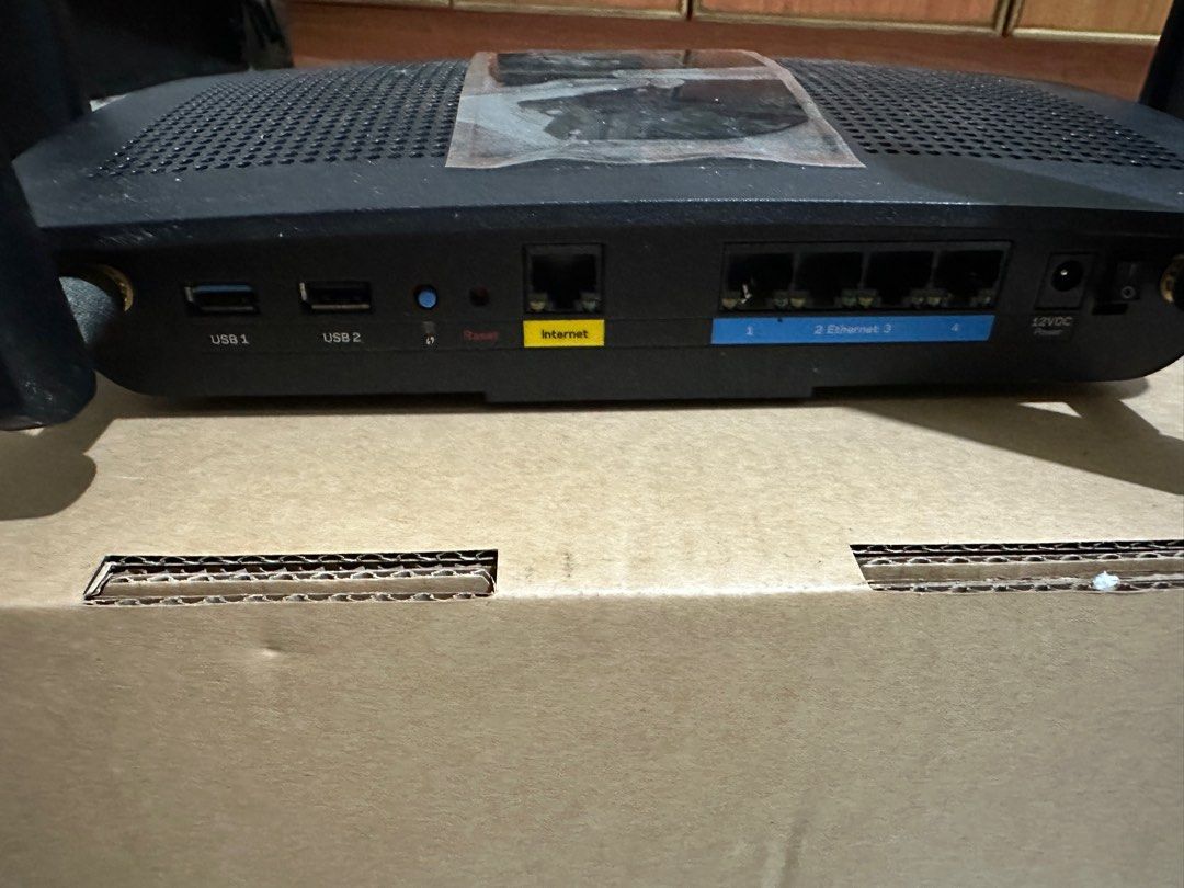 Linksys EA810063203625758465111