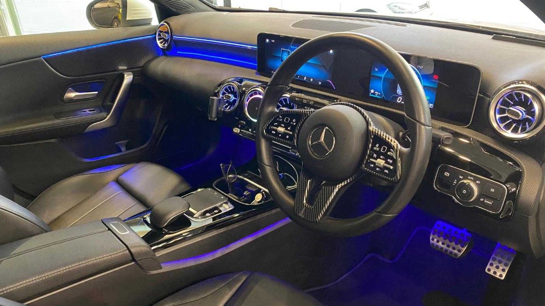 Mercedes-Benz  A220 Auto62863129083393111