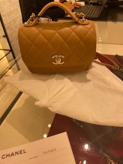 (Category: ) located in . Submitted by theprivishopper (Listing ID 1369947560, Image 1). Description: .