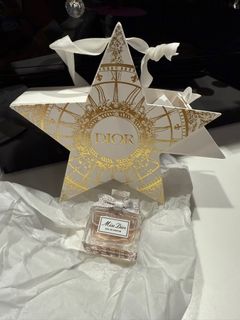 （分類：）位於 。 由 cleung2539 提交（商品編號 1370029986，圖片 1）。簡介： 。