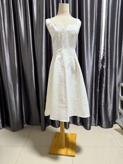 (Category: ) located in . Submitted by tatafjpreloved (Listing ID 1369909682, Image 1). Description: .