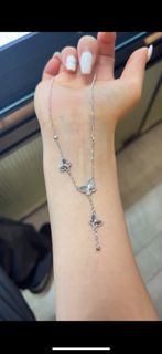 (Category: ) located in . Submitted by parure.sg (Listing ID 1369896203, Image 1). Description: .