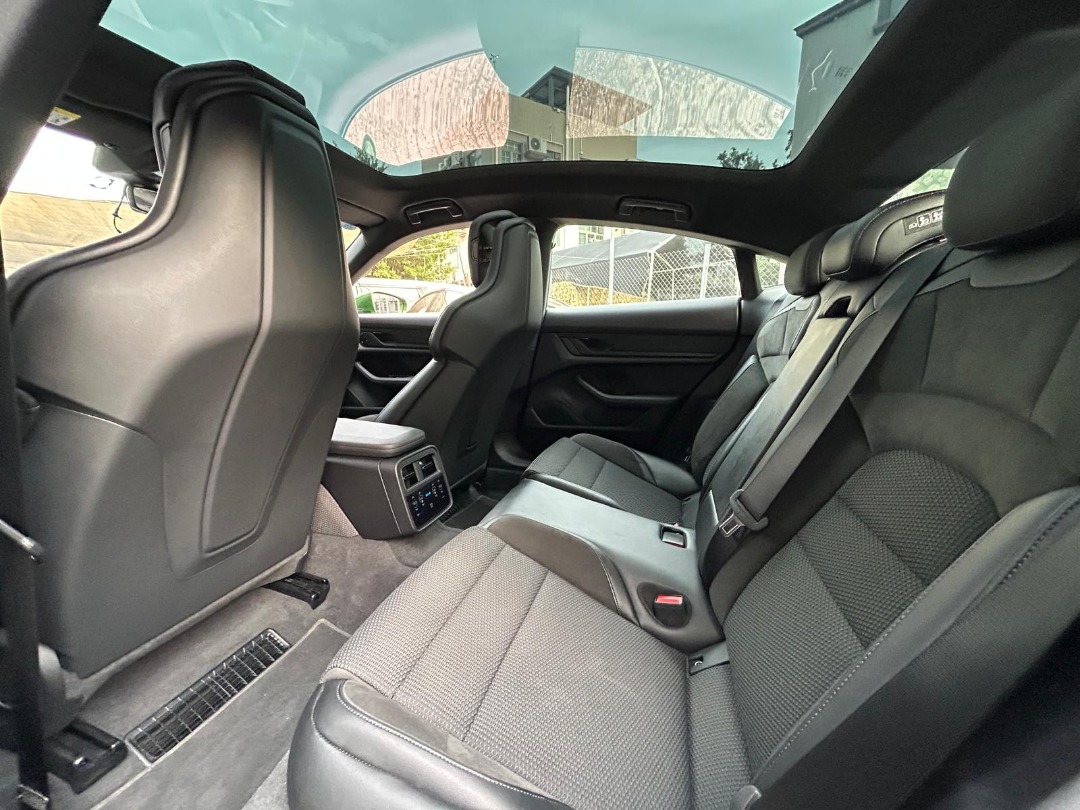 Porsche Taycan Auto62863173435522114