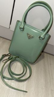 (Category: ) located in . Submitted by preloved_qz (Listing ID 1370006559, Image 1). Description: .