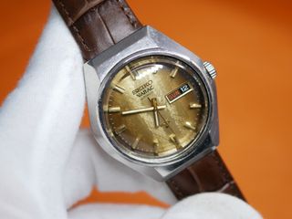 (Category: ) located in . Submitted by watchjoy (Listing ID 1370013885, Image 1). Description: .