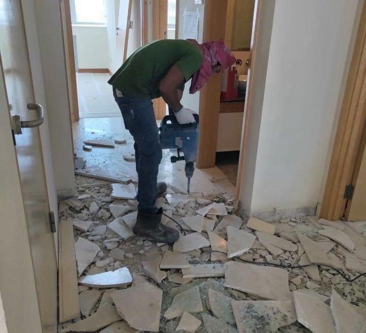 Renovation / Hacking / Dismantle and Disposal / Removal,Disposal, painting, Partition wall,Wall hacking, vinyl remove, Tiling service62863078668931111