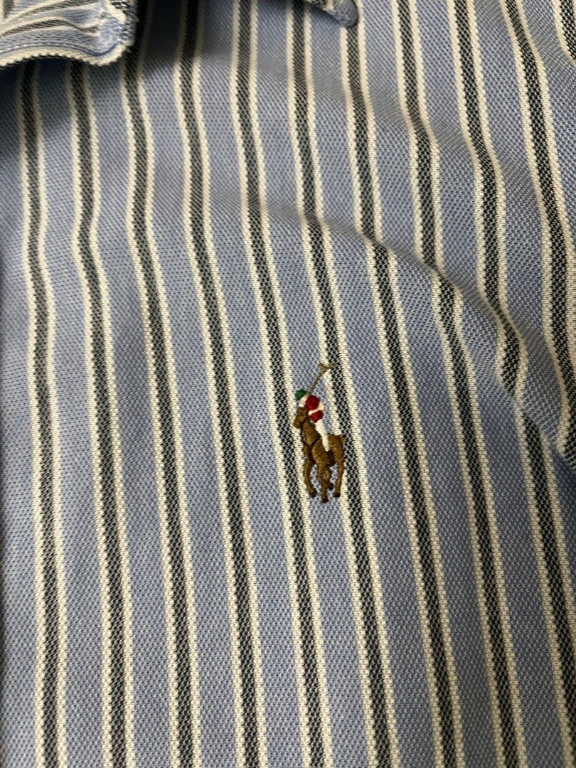 RL LONGSLEEVES (Category: Formal Shirts) located in Pasay City. Submitted by philippps (Listing ID 1369884487, Image 3). Description: Ralph Lauren Longsleeves Rare piece!! Size L on tag Like new10/10 condition stretchy and comfy fitting Used once only.