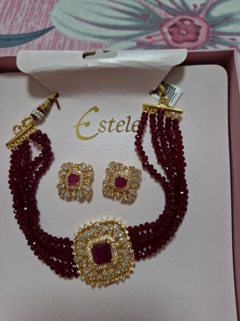 Ruby Necklace set (Category: Necklaces) located in Singapore. Submitted by swasgp71830 (Listing ID 1369897270, Image 3). Description: Brand New Ruby set with elegant pendant and earrings rings. bought it but never wore. trying to clear it. good quality Ruby stones. pm if really interested. thanks!.