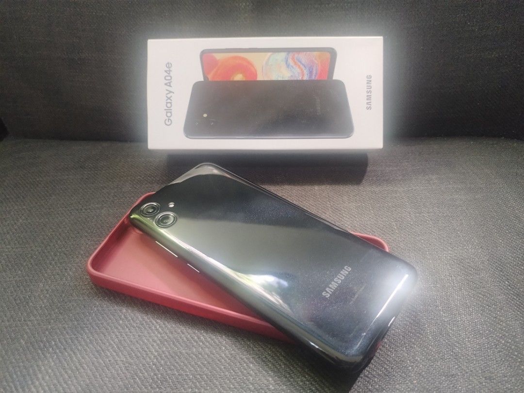 Samsung Galaxy A04e (Dual SIM) (Category: Samsung) located in San Jose del Monte. Submitted by neone.electronics (Listing ID 1369945245, Image 3). Description: Samsung Galaxy A04e (Dual SIM) 3GB / 32GB Bought it brand new last April 19, 2025 1year Samsung Warranty NTC Registered Sale for only 2,499.00 Meet up at San Jose del Monte, Bulacan only. Complete with box, original charger, original Type-C USB cable, and jellycase. Tempered glass installe