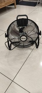 (Category: ) located in . Submitted by leopardboy (Listing ID 1369887133, Image 1). Description: .