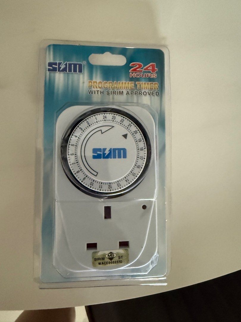 SUM Programmer Timer (Category: Other Home Appliances) located in Melaka Tengah. Submitted by tatafjpreloved (Listing ID 1369897571, Image 1). Description: Never use it before .Gor clearance.