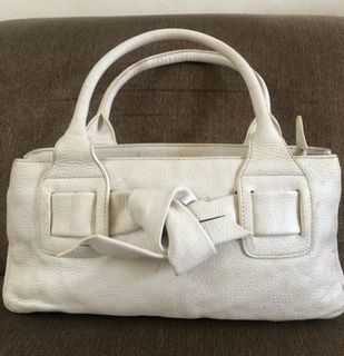 (Kategori: ) berada di . Dikirim oleh rossie75.preloved (ID iklan 1369972684, Gambar 1). Deskripsi: .